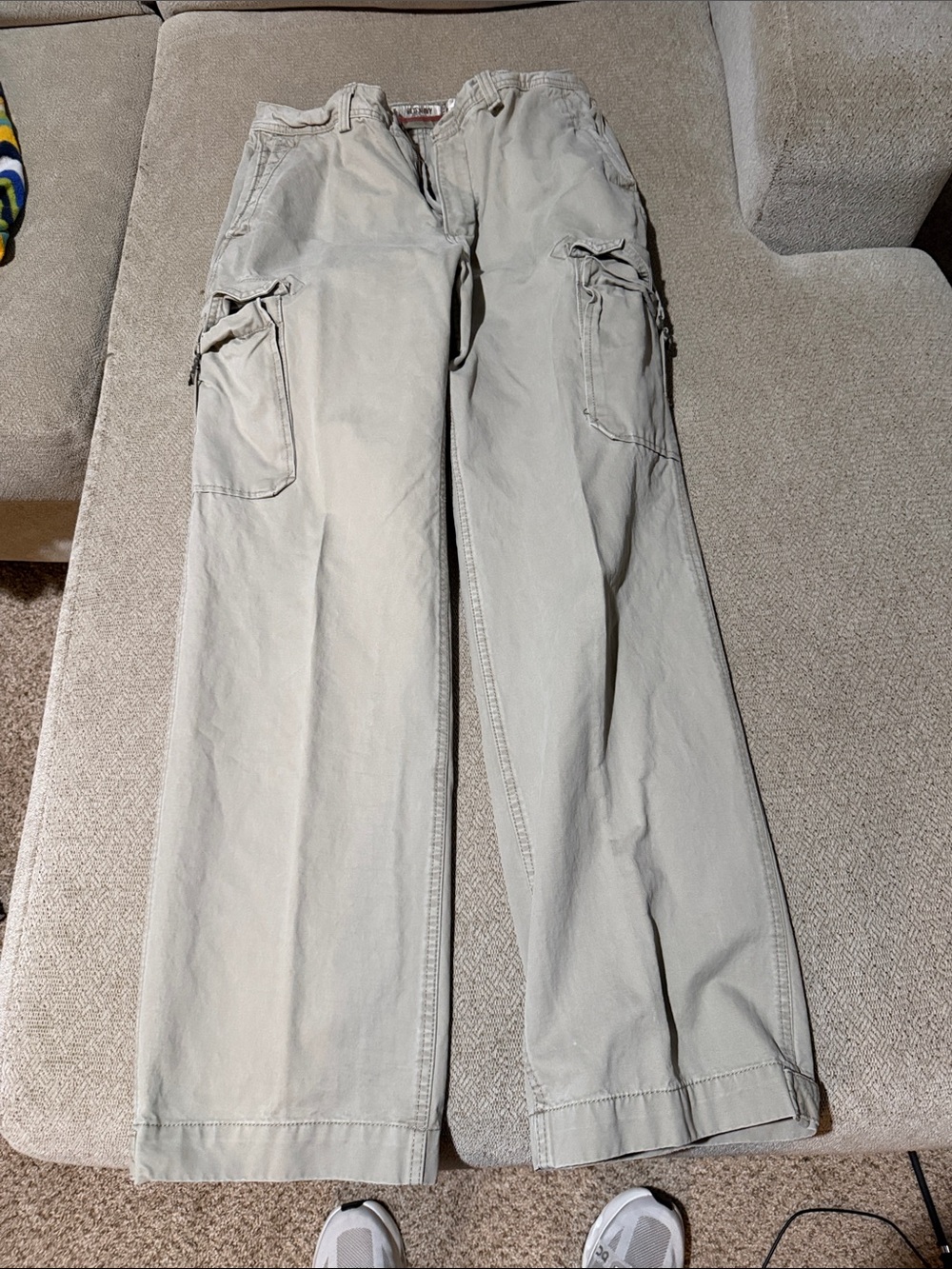 Old Navy Men's Cargo Pants in Light Beige